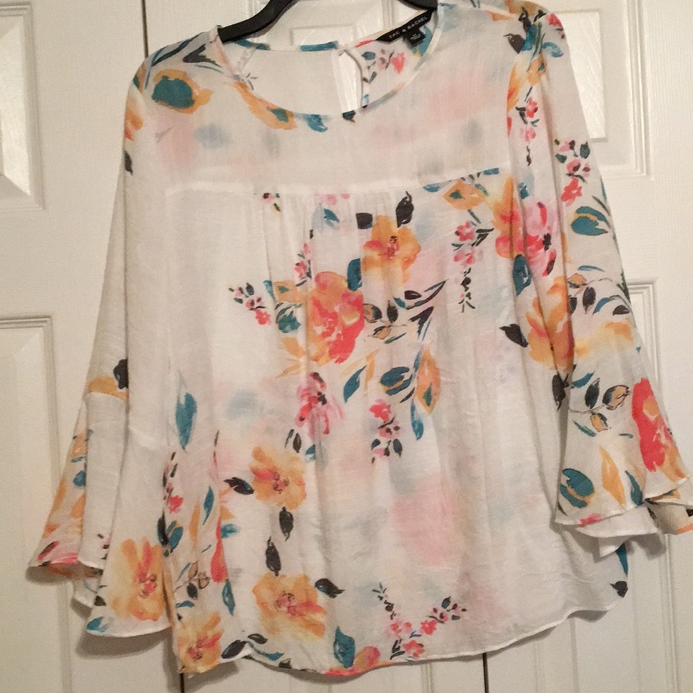 Shear floral blouse